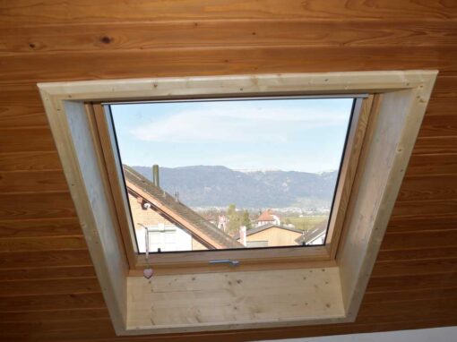 Ersetzten Dachfensterfutter